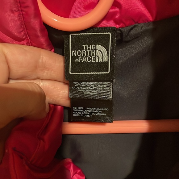 Women’s The North Face 550 Aconcagua Puffer Jacket (large)! - Picture 4 of 5